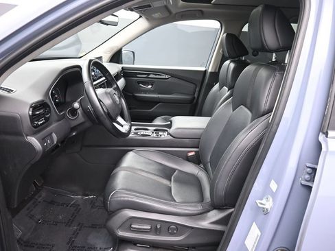 Used 2023 Honda Pilot Touring image 19