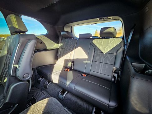 New 2026 Buick Enclave Avenir w/ Super Cruise Package image 36