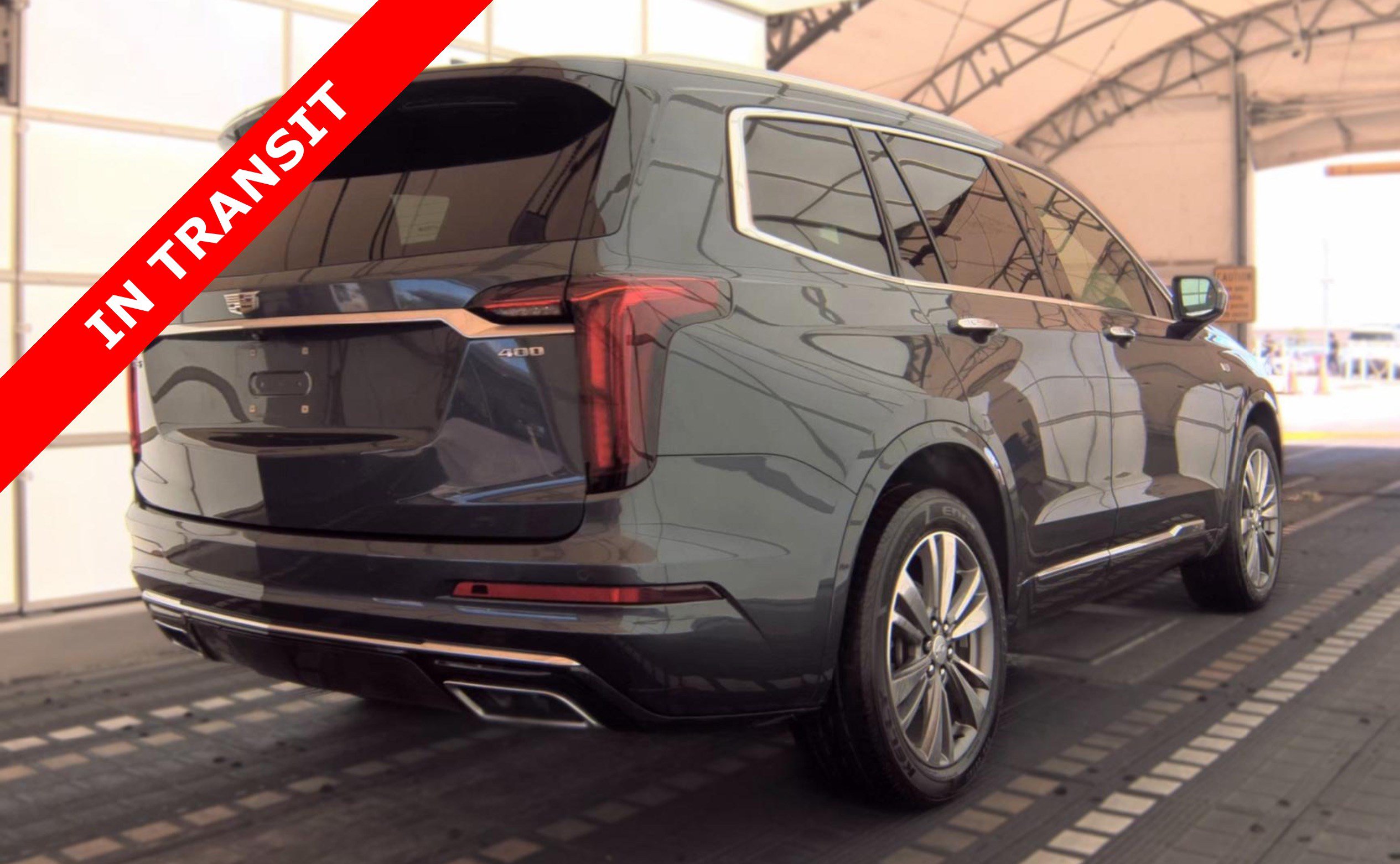 Used 2020 Cadillac XT6 Premium Luxury FWD image 4