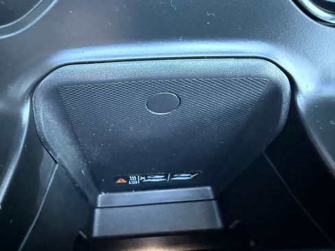 Used 2024 GMC Sierra 2500 AT4 w/ AT4 Premium Plus Package image 35