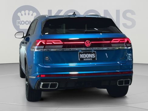 Used 2024 Volkswagen Atlas Cross Sport SEL Premium R-Line AWD/4WD image 10