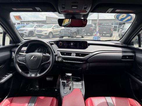 Used 2019 Lexus UX 200 F Sport w/ F Sport Premium Package FWD image 39
