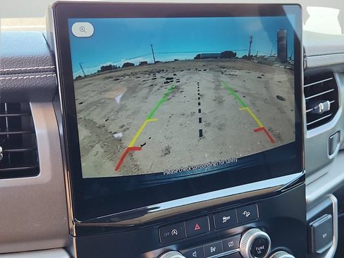 Used 2024 Ford Expedition XLT AWD/4WD image 25