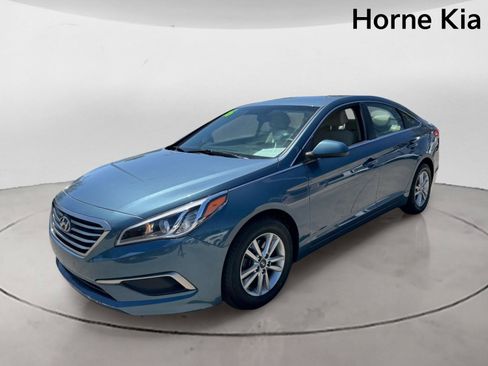 Used 2016 Hyundai Sonata SE FWD image 7
