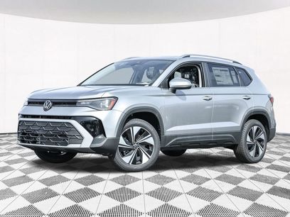 New 2025 Volkswagen Taos SE