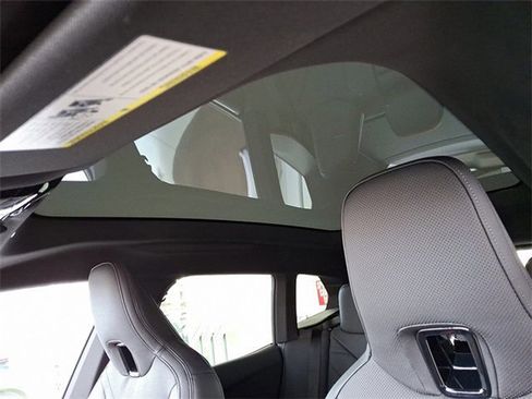 Certified 2025 BMW iX xDrive50 w/ Premium Package image 10