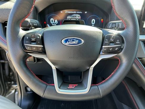 Used 2025 Ford Explorer ST AWD/4WD image 19