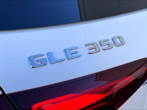Used 2025 Mercedes-Benz GLE 350 4MATIC image 30