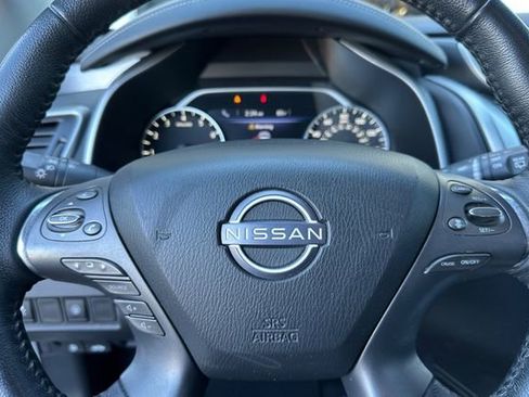 Used 2023 Nissan Murano SV image 25