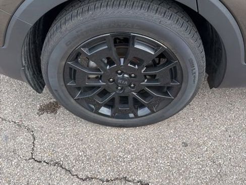 Used 2021 Kia Telluride SX w/ Nightfall Edition Package image 4