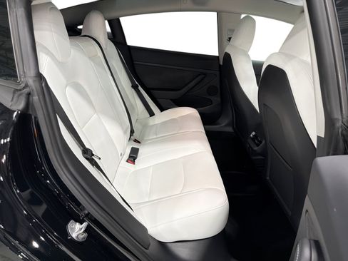 Certified 2023 Tesla Model 3 Standard Range RWD image 11