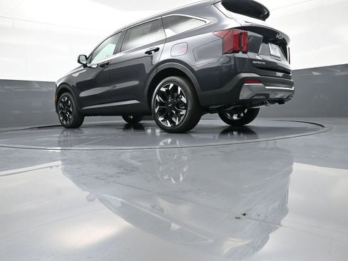 New 2026 Kia Sorento EX AWD/4WD image 33