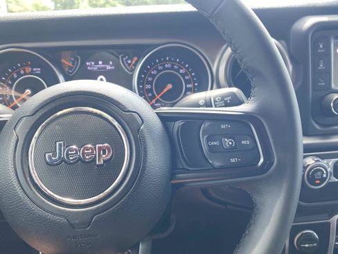 Used 2020 Jeep Gladiator Sport w/ Quick Order Package 24S AWD/4WD image 26