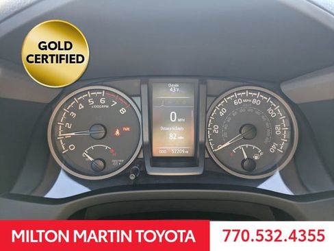 Certified 2021 Toyota Tacoma TRD Off-Road image 26