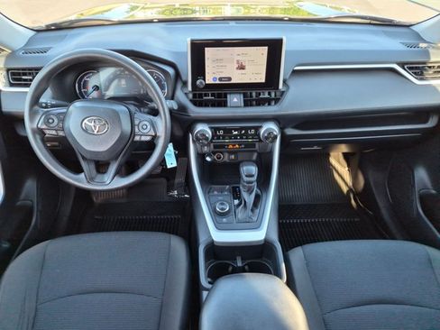 Certified 2024 Toyota RAV4 LE AWD/4WD image 16