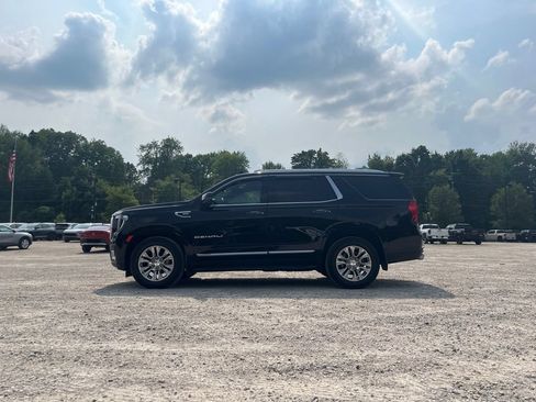 Used 2023 GMC Yukon Denali AWD/4WD image 16