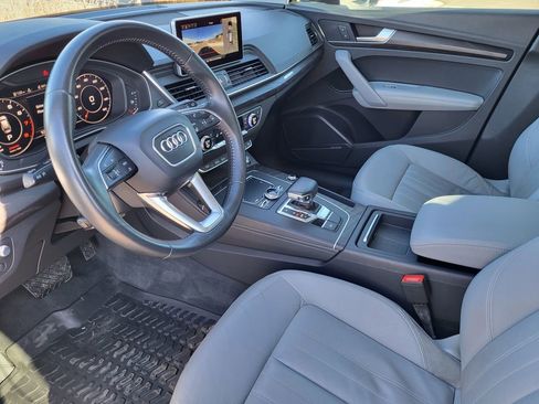 Used 2018 Audi Q5 Prestige w/ Prestige Package image 9