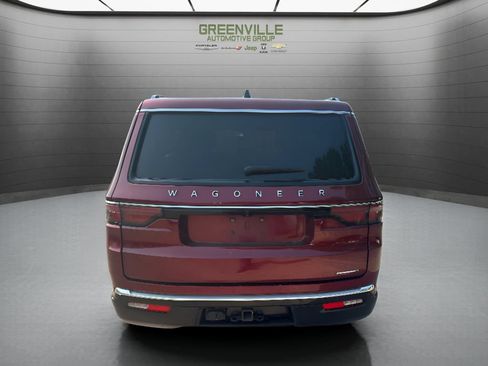 Used 2024 Jeep Wagoneer Series II w/ Flexible Seating Group AWD/4WD image 7
