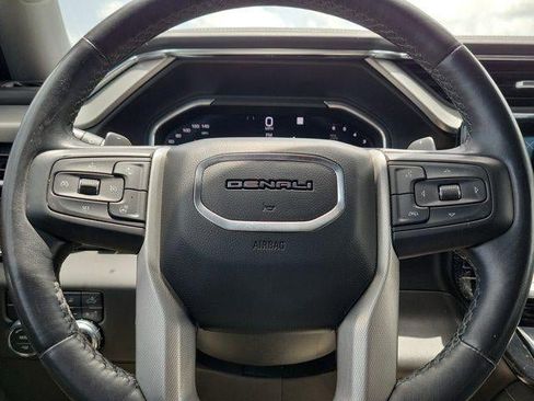 Used 2023 GMC Sierra 1500 Denali w/ Technology Package AWD/4WD image 23