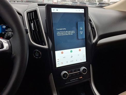 Certified 2023 Ford Edge SEL w/ Convenience Package image 16