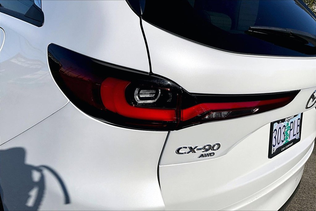 Used 2024 MAZDA CX-90 Plug-In Hybrid w/ Premium Pkg AWD/4WD image 28