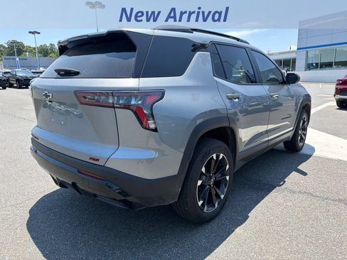 Used 2026 Chevrolet Equinox RS AWD/4WD image 8