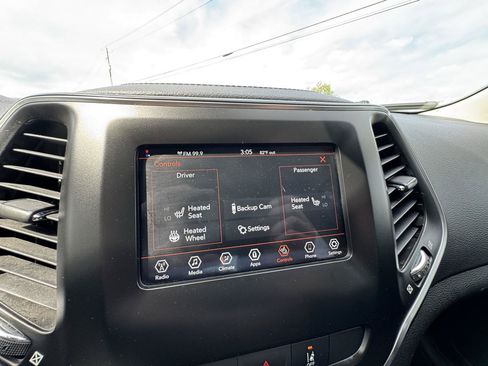 Used 2020 Jeep Cherokee Latitude Lux w/ Quick Order Package 26H Lux AWD/4WD image 18