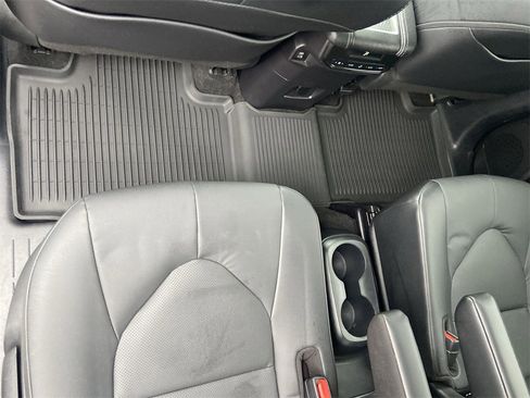 Used 2024 Toyota Grand Highlander XLE image 35