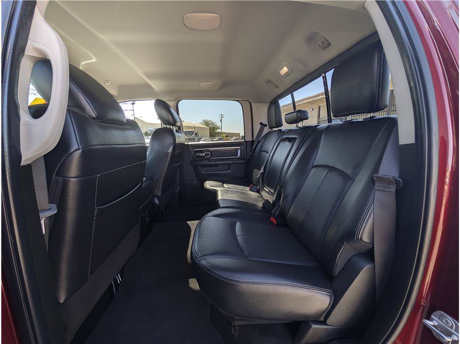 Used 2018 RAM 2500 Laramie w/ Sport Appearance Group AWD/4WD image 10
