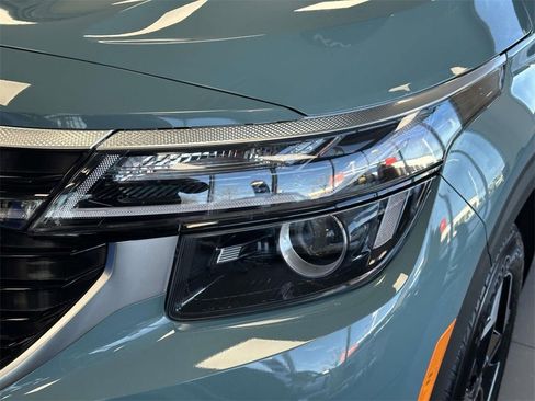 Used 2025 Kia Seltos S image 7