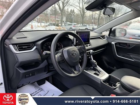 Used 2023 Toyota RAV4 LE image 12