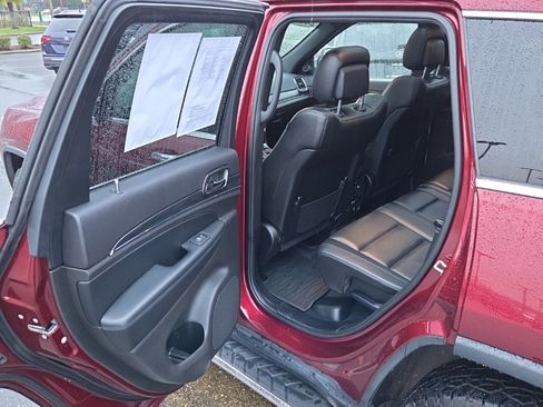 Used 2019 Jeep Grand Cherokee Limited w/ Luxury Group II image 15