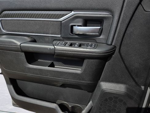 New 2026 RAM 2500 Big Horn AWD/4WD image 15