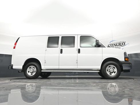 Used 2024 Chevrolet Express 2500 w/ Driver Convenience Package RWD image 36