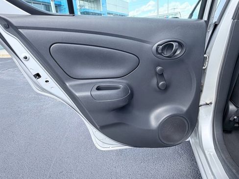 Used 2016 Nissan Versa S image 27