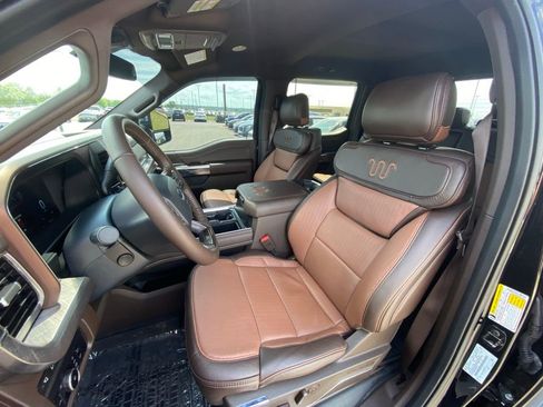 Used 2024 Ford F250 King Ranch w/ Chrome Package AWD/4WD image 24