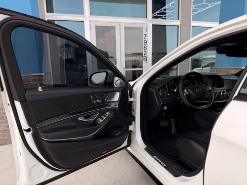 Used 2015 Mercedes-Benz S 63 AMG 4MATIC Sedan image 30