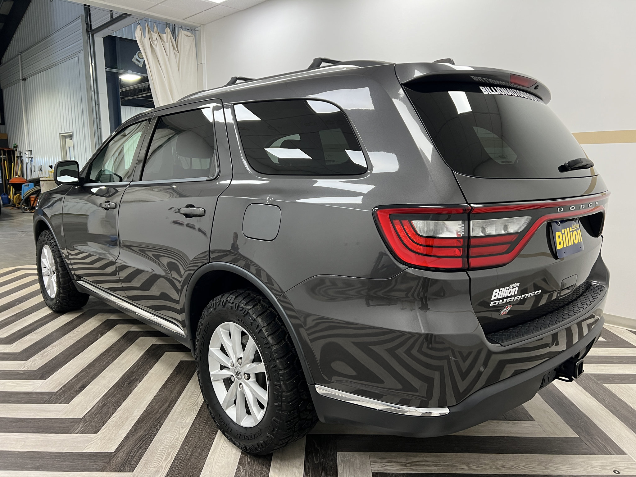 Used 2019 Dodge Durango SXT AWD/4WD image 22