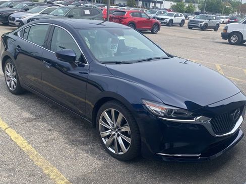 Used 2021 MAZDA MAZDA6 Signature image 2