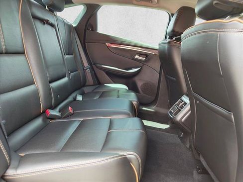 Used 2018 Chevrolet Impala Premier FWD image 19