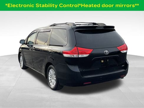 Used 2011 Toyota Sienna XLE image 6