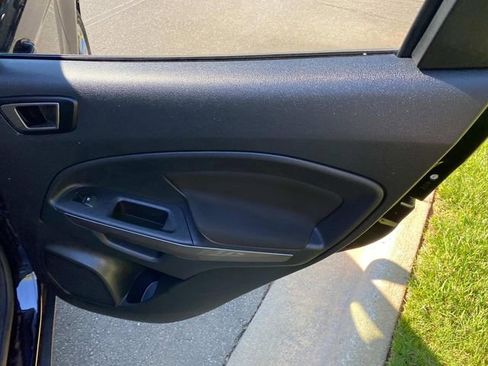 Used 2021 Ford EcoSport SE w/ SE Convenience Package FWD image 34