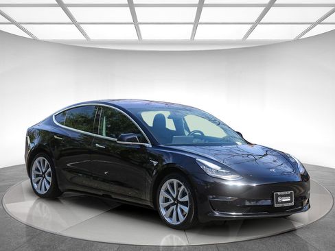 Used 2018 Tesla Model 3 Long Range image 5