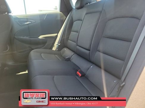 Used 2024 Chevrolet Malibu LT image 12