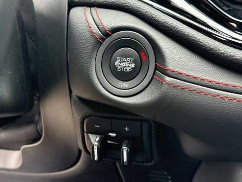 Used 2024 Dodge Durango GT image 20