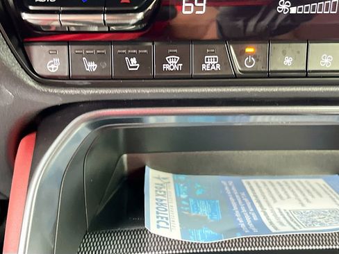 Used 2025 MAZDA CX-70 3.3 Turbo S w/ Premium Package image 20