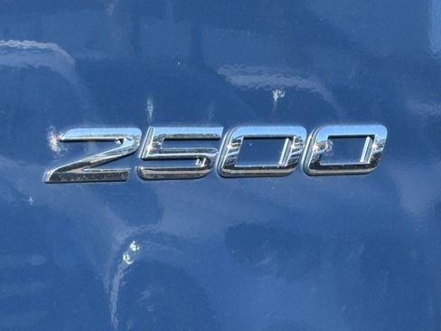 Used 2025 Mercedes-Benz Sprinter 2500 image 6