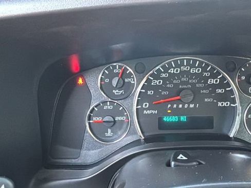 Used 2023 GMC Savana 2500 w/ Driver Convenience Package image 12