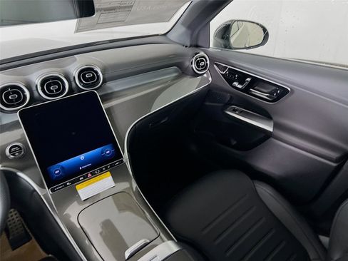 New 2026 Mercedes-Benz GLC 300 GLC 300 image 20