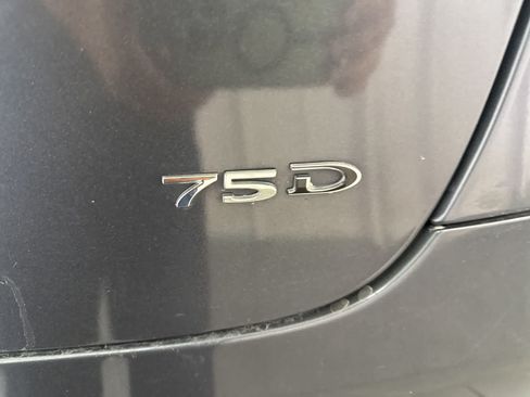 Used 2017 Tesla Model X 75D AWD/4WD image 12